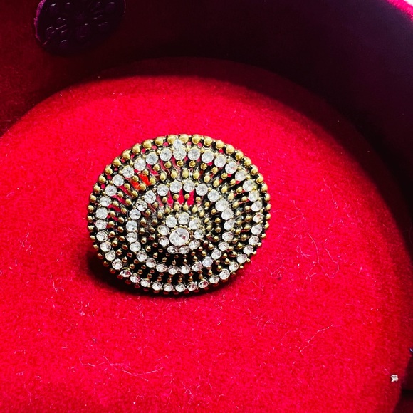 Ring - Picture 3 of 3